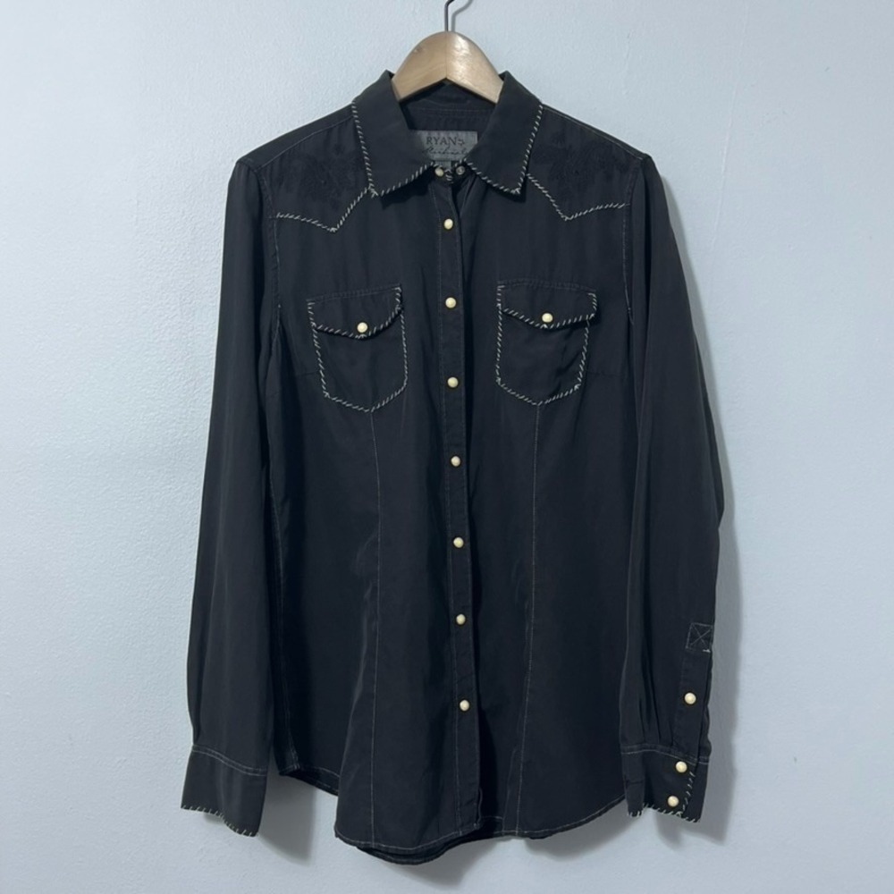 Ryan Michael Pearl Snap Shirt Women Large Black Silk‎ Blend Embroidered